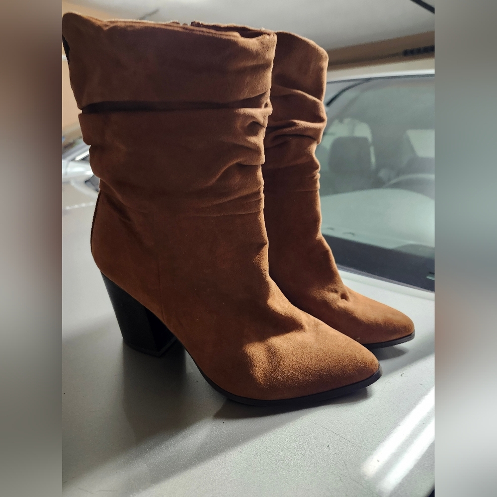 Apt 9 Brown Faux Suede Slouchy Boots